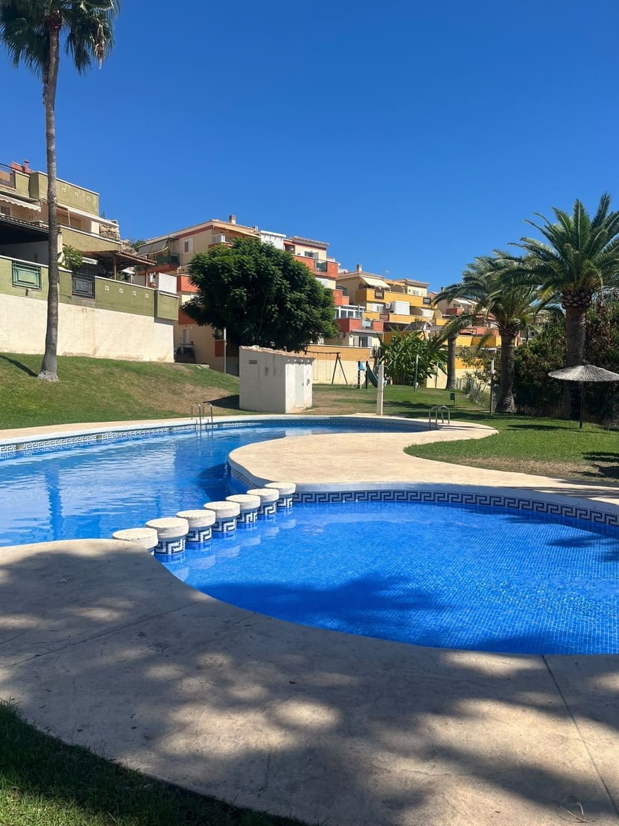 2 soveværelse Lejlighed til salg i Finestrat med swimmingpool garage - € 275.000 (Ref: 10170592)
