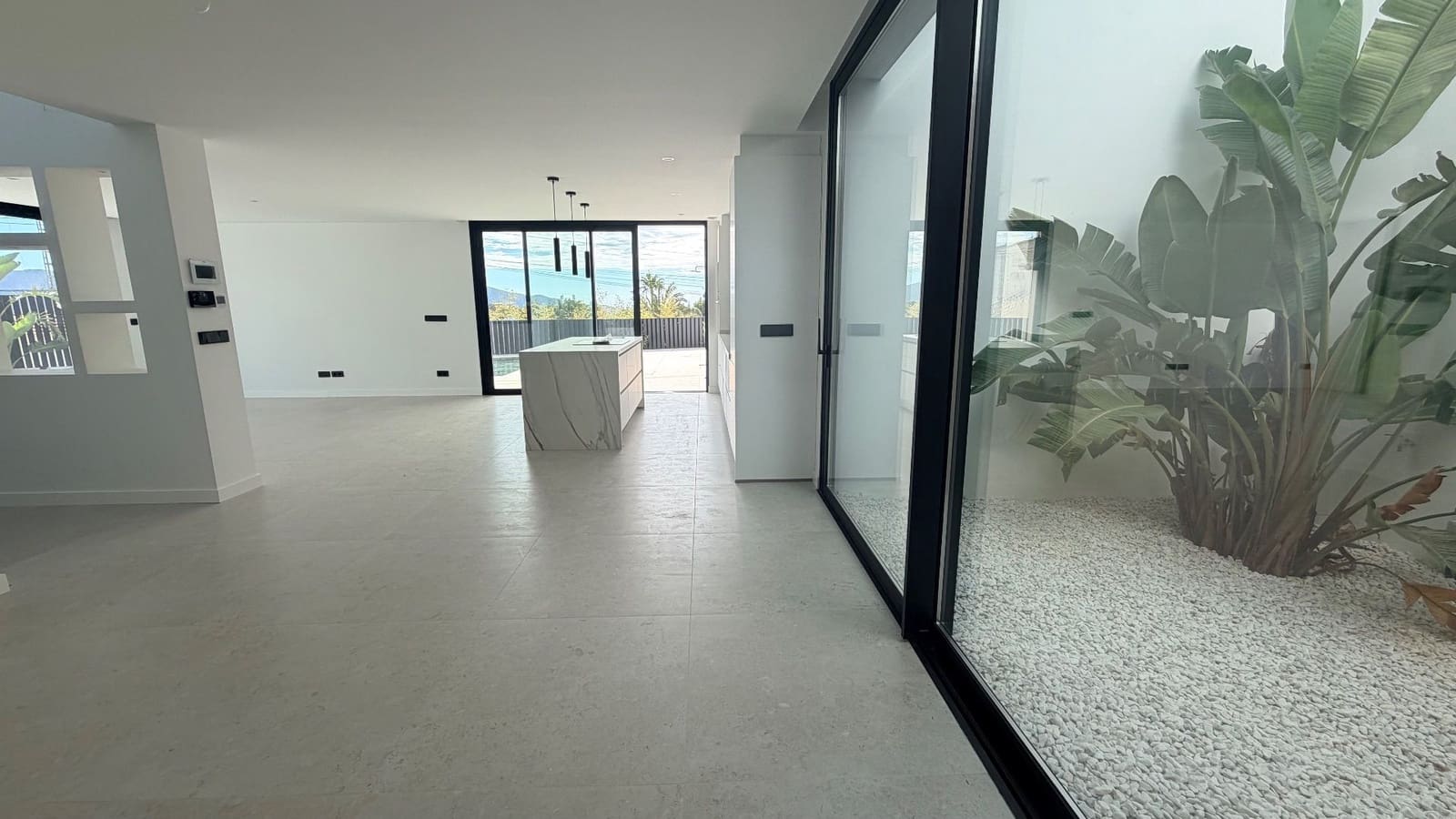 3 bedroom Villa for sale in Alfaz del Pi / L'Alfas del Pi with pool garage - € 720,000 (Ref: 10182534)