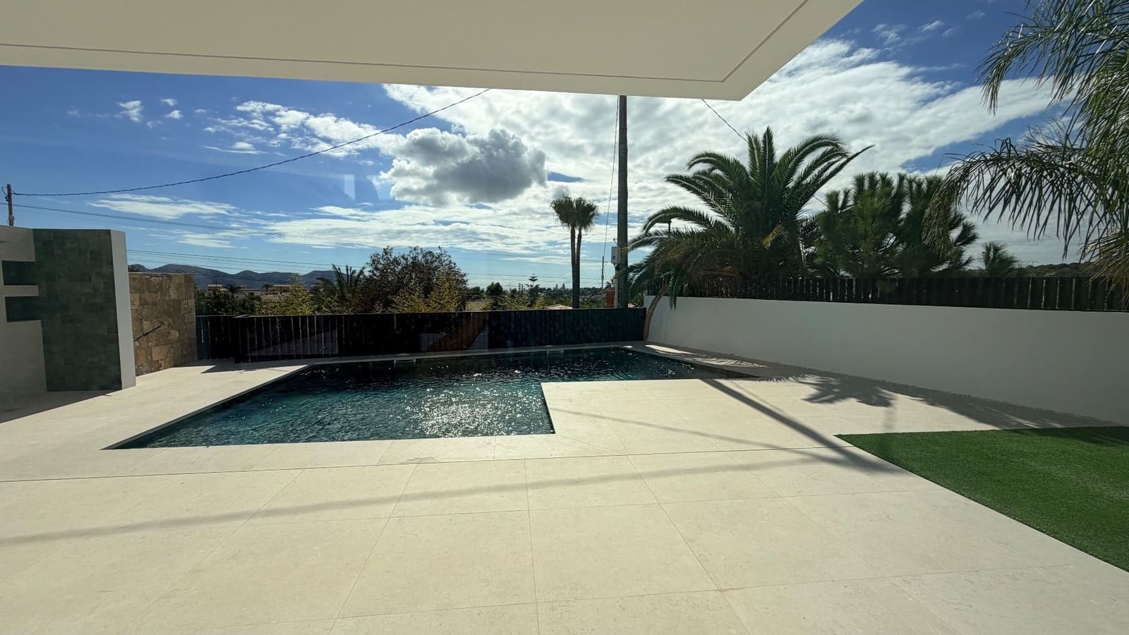 3 bedroom Villa for sale in Alfaz del Pi / L'Alfas del Pi with pool garage - € 720,000 (Ref: 10182534)