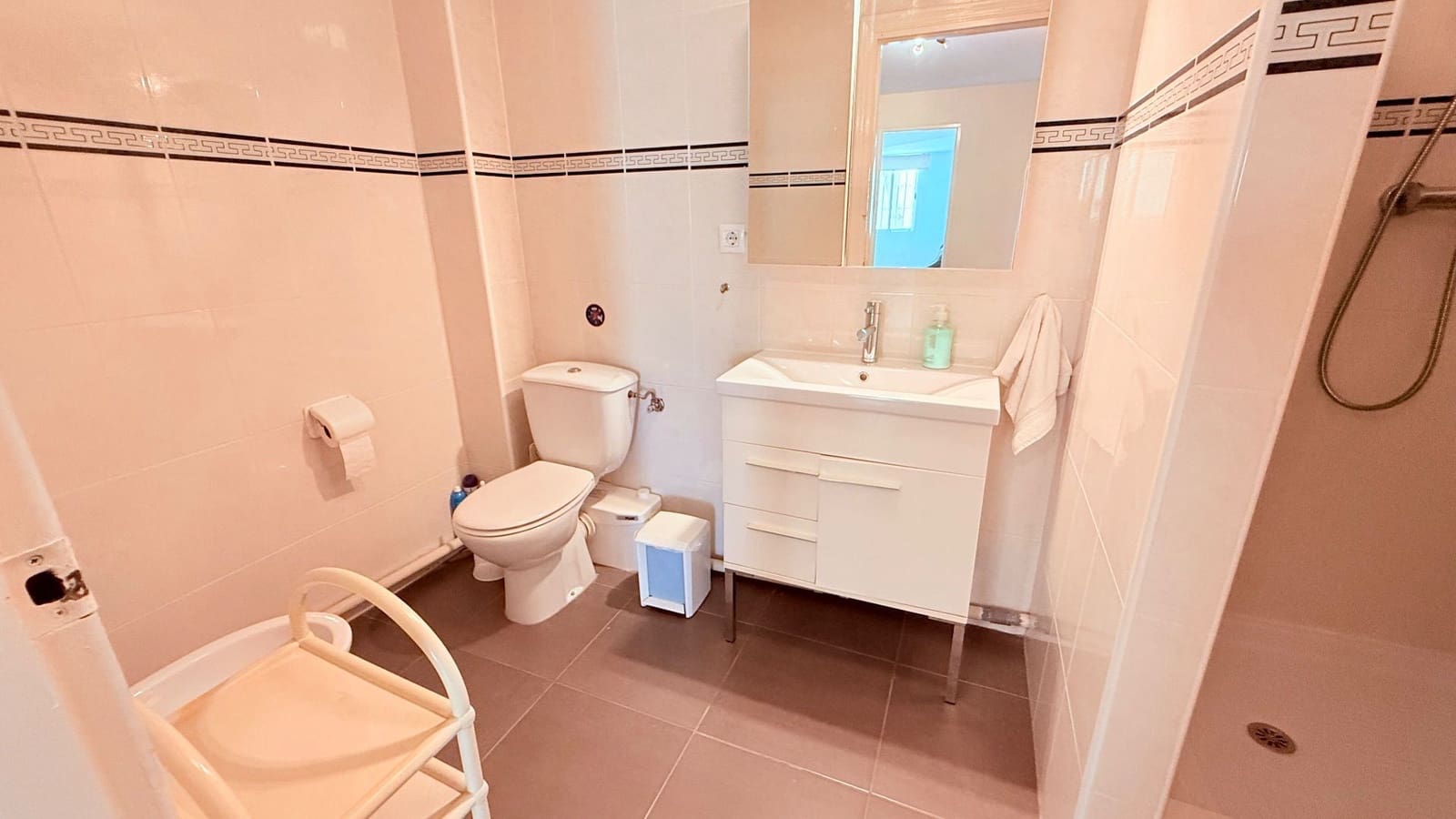 4 soveværelse Villa til salg i Alfaz del Pi / L'Alfas del Pi med swimmingpool garage - € 860.000 (Ref: 9922805)