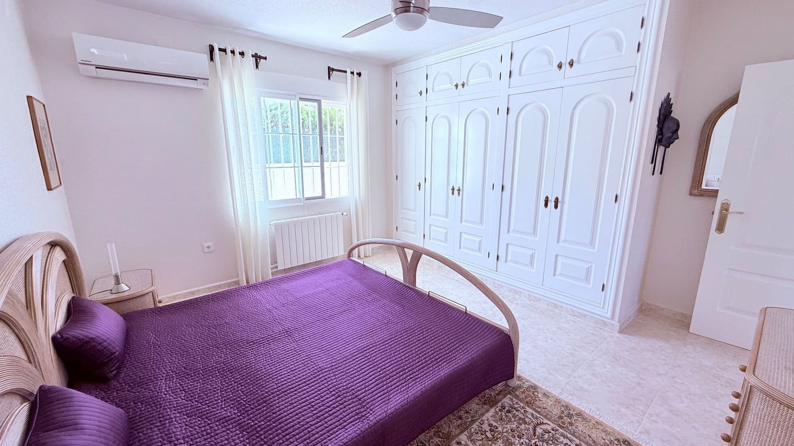 4 soveværelse Villa til salg i Alfaz del Pi / L'Alfas del Pi med swimmingpool garage - € 860.000 (Ref: 9922805)