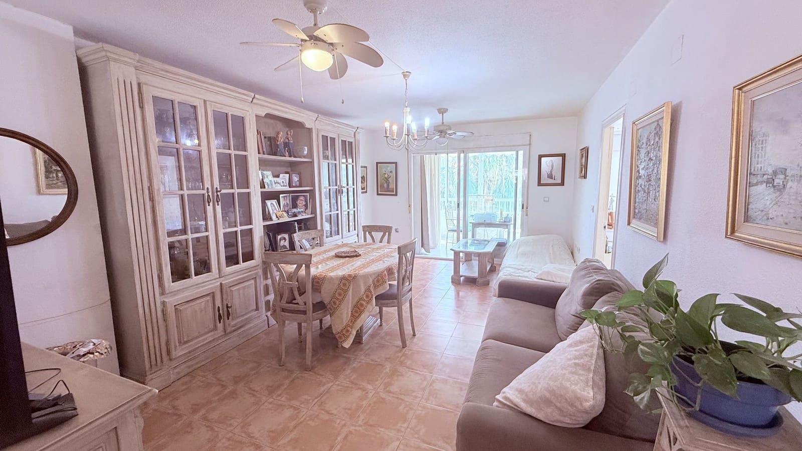 Apartamento de 2 habitaciones en Alfaz del Pi / L'Alfàs del Pi en venta con garaje - 349.000 € (Ref: 9922807)