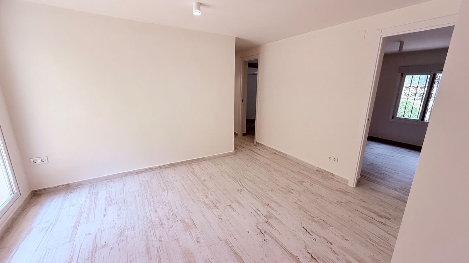 4 sypialnia Willa do wynajęcia w Alfaz del Pi / L'Alfas del Pi z basenem garażem - 3 500 € (Ref: 9922809)