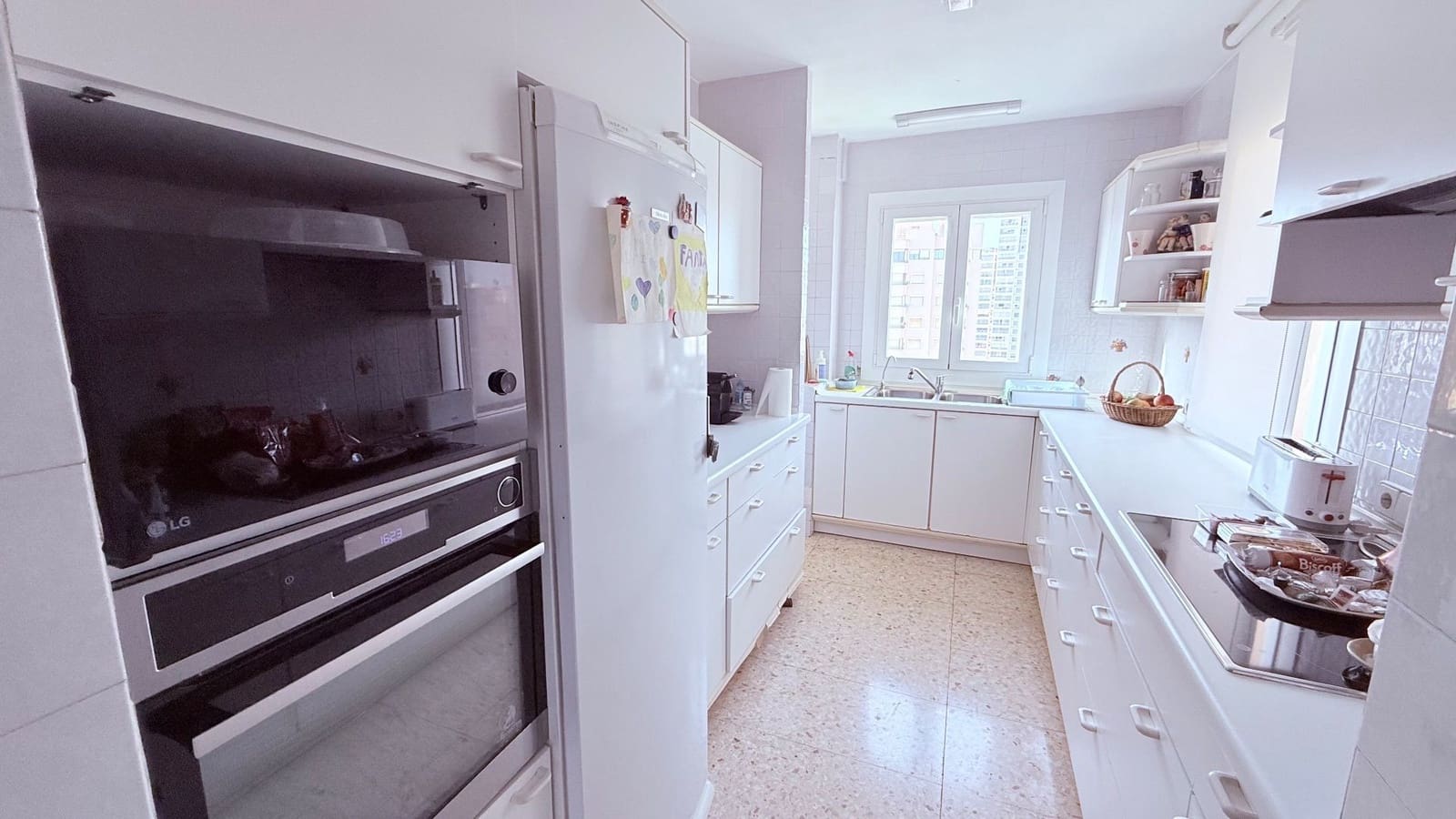 3 chambre Appartement à vendre à Benidorm avec garage - 1 250 000 € (Ref: 9937516)