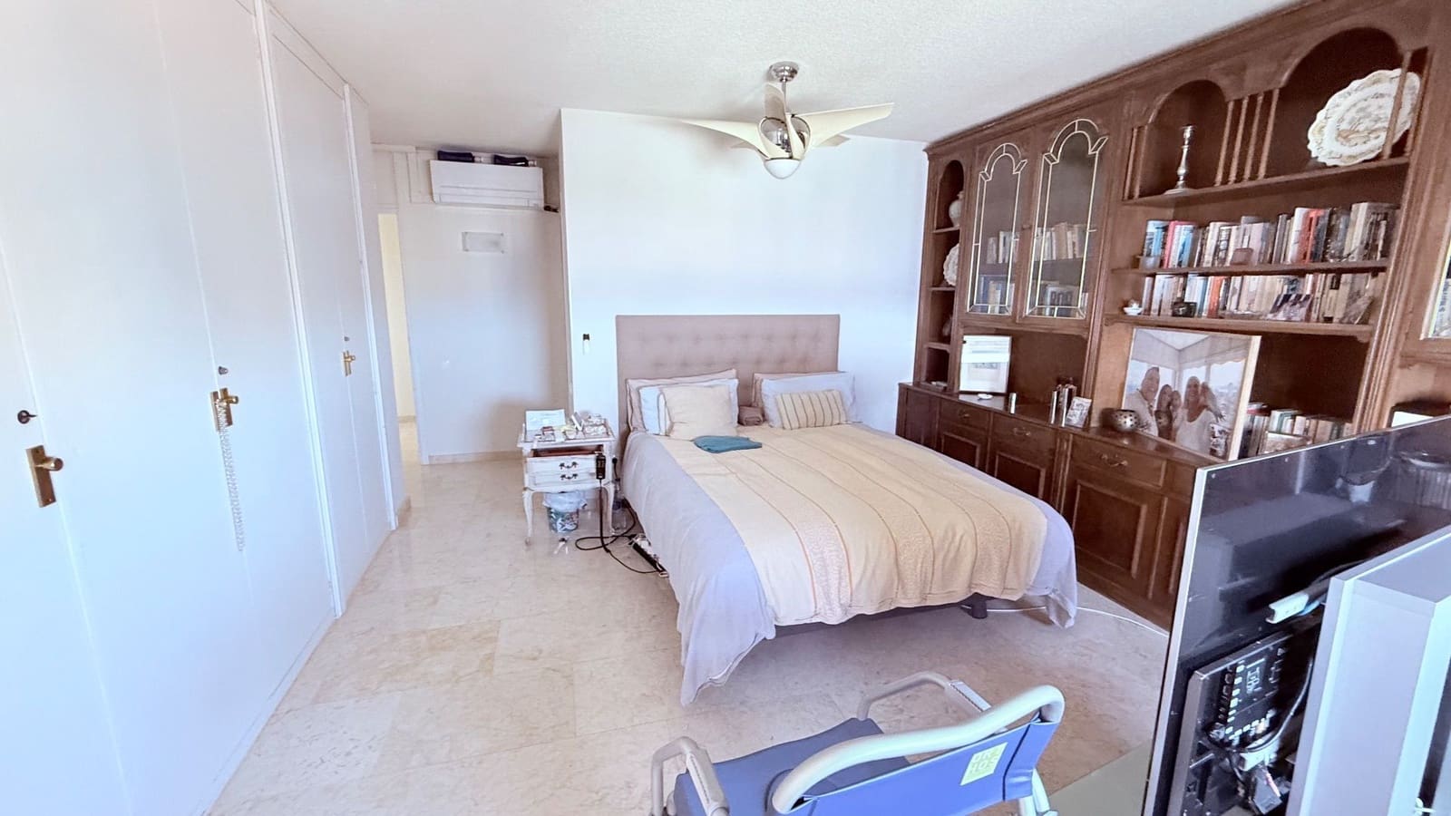 3 chambre Appartement à vendre à Benidorm avec garage - 1 250 000 € (Ref: 9937516)
