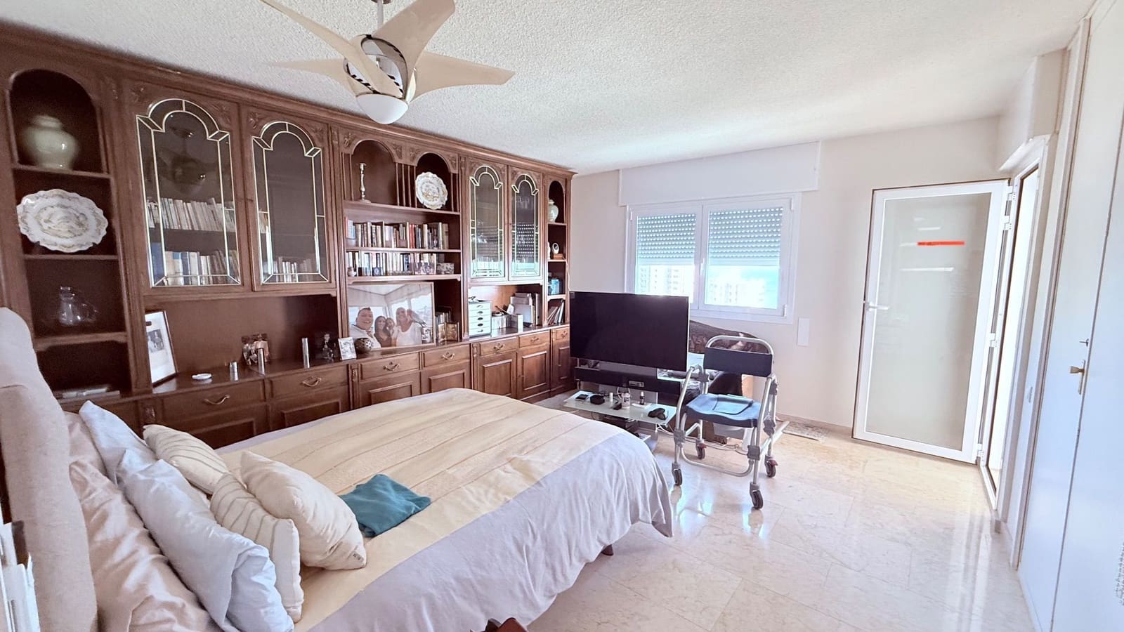 3 chambre Appartement à vendre à Benidorm avec garage - 1 250 000 € (Ref: 9937516)