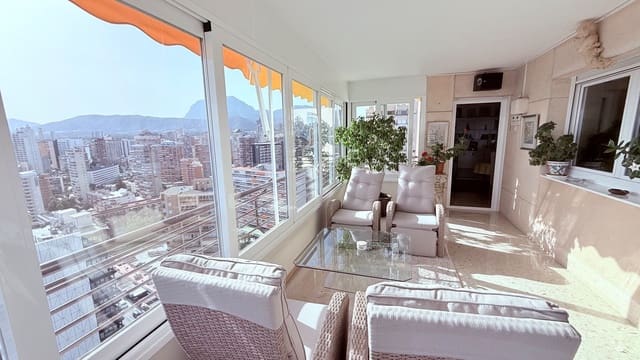 3 chambre Appartement à vendre à Benidorm avec garage - 1 250 000 € (Ref: 9937516)