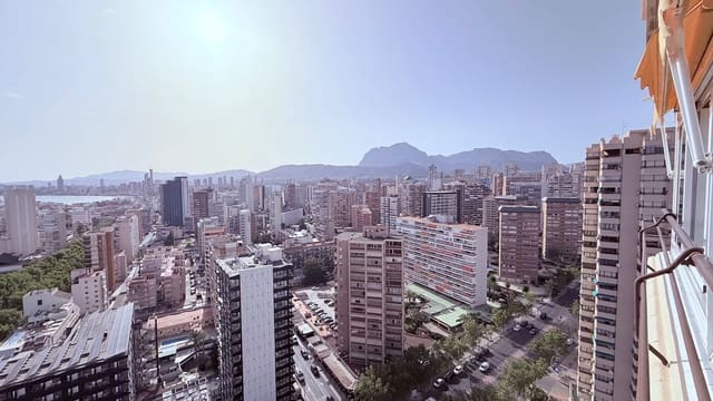3 chambre Appartement à vendre à Benidorm avec garage - 1 250 000 € (Ref: 9937516)