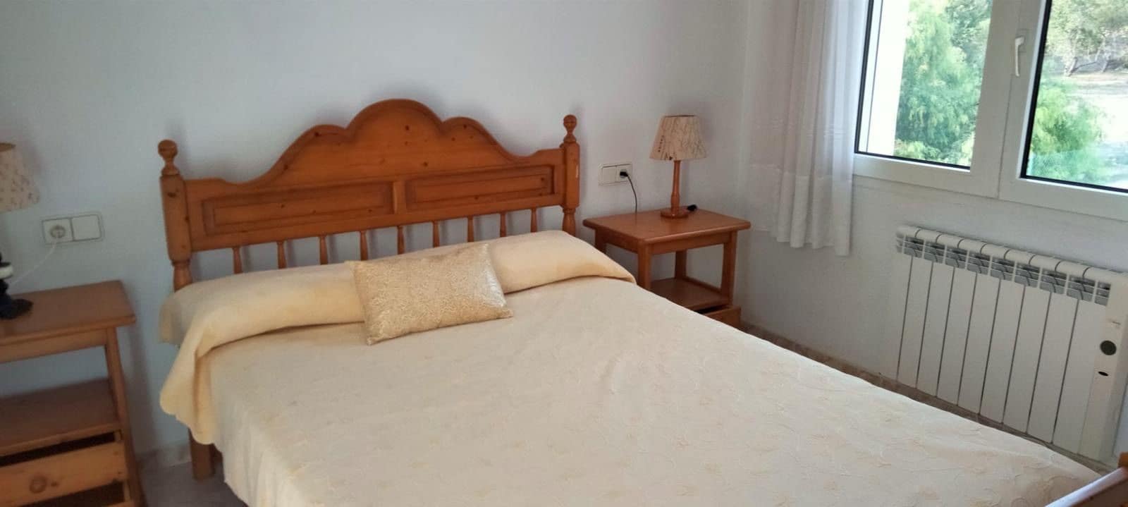 3 slaapkamer Villa te huur in Alfaz del Pi / L'Alfas del Pi met zwembad garage - € 2.850 (Ref: 9951061)