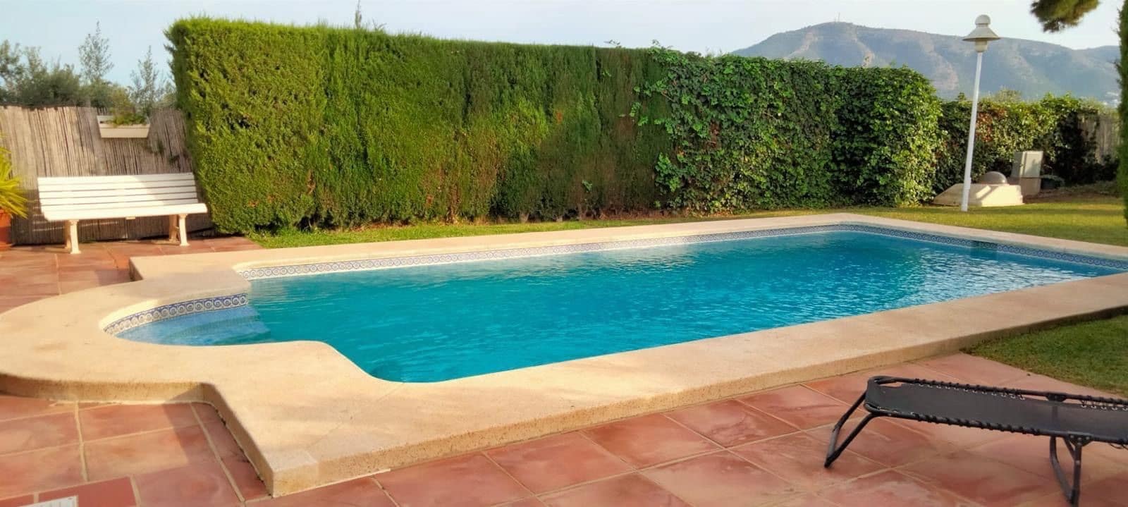 3 slaapkamer Villa te huur in Alfaz del Pi / L'Alfas del Pi met zwembad garage - € 2.850 (Ref: 9951061)