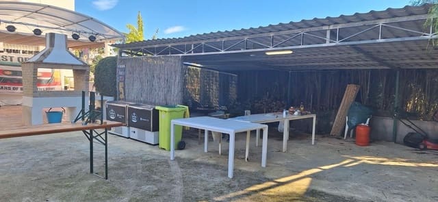 3 soverom Villa til leie i Alfaz del Pi / L'Alfàs del Pi med svømmebasseng garasje - € 2 850 (Ref: 9951061)