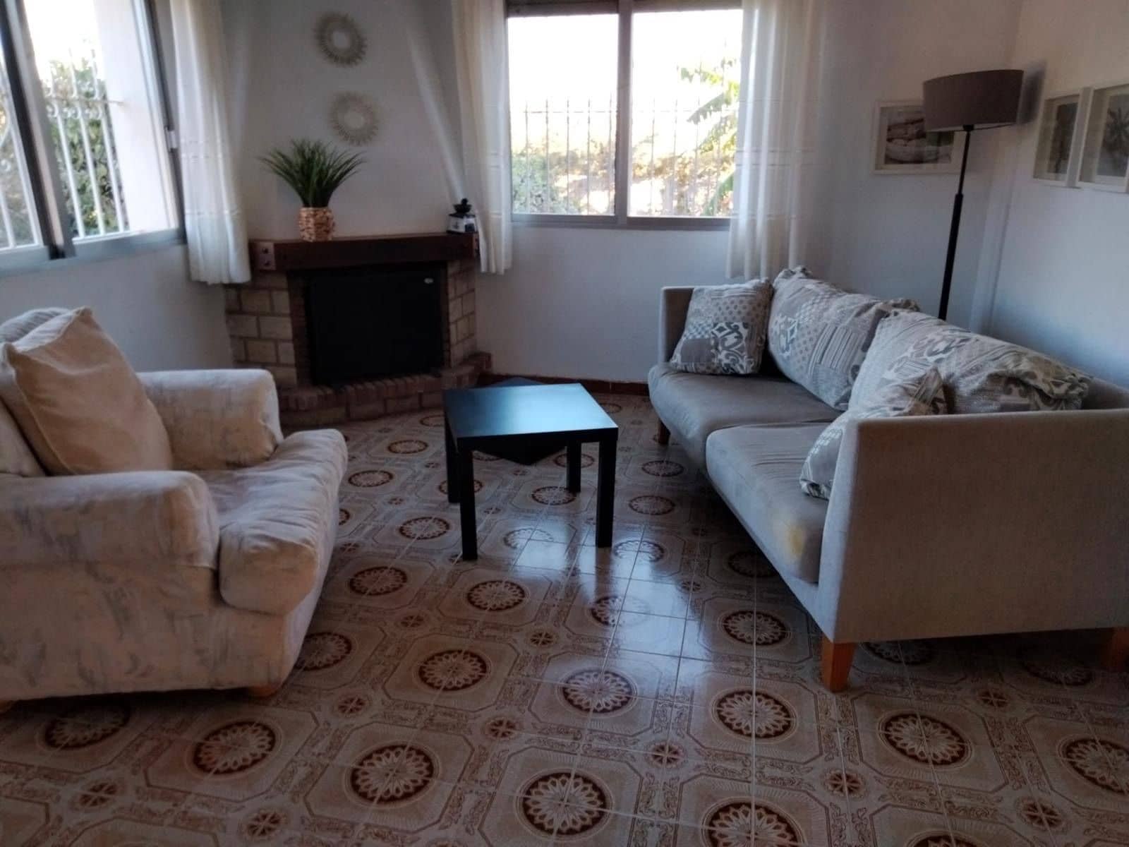 3 slaapkamer Villa te huur in Alfaz del Pi / L'Alfas del Pi met zwembad garage - € 2.850 (Ref: 9951061)