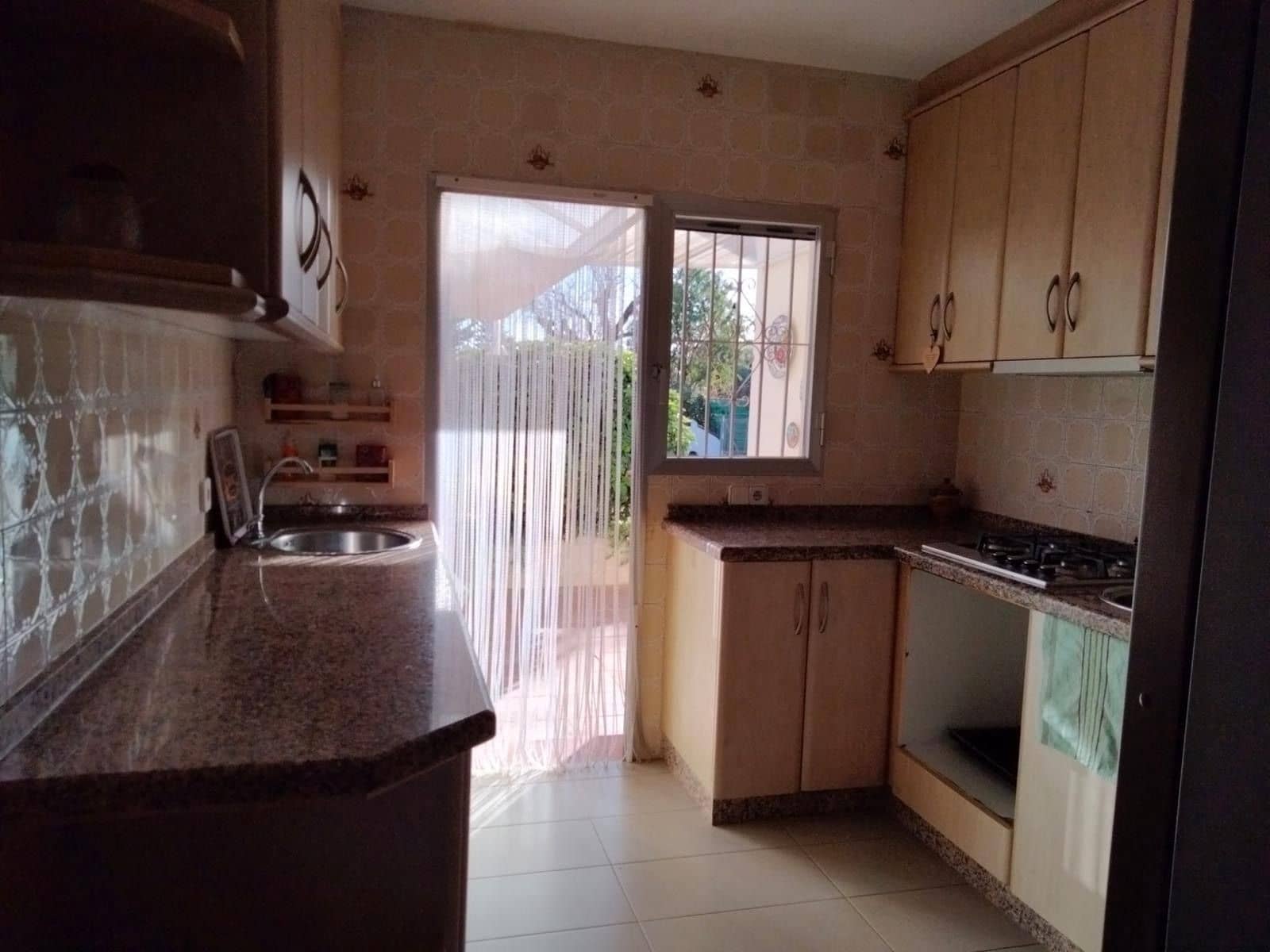 3 slaapkamer Villa te huur in Alfaz del Pi / L'Alfas del Pi met zwembad garage - € 2.850 (Ref: 9951061)