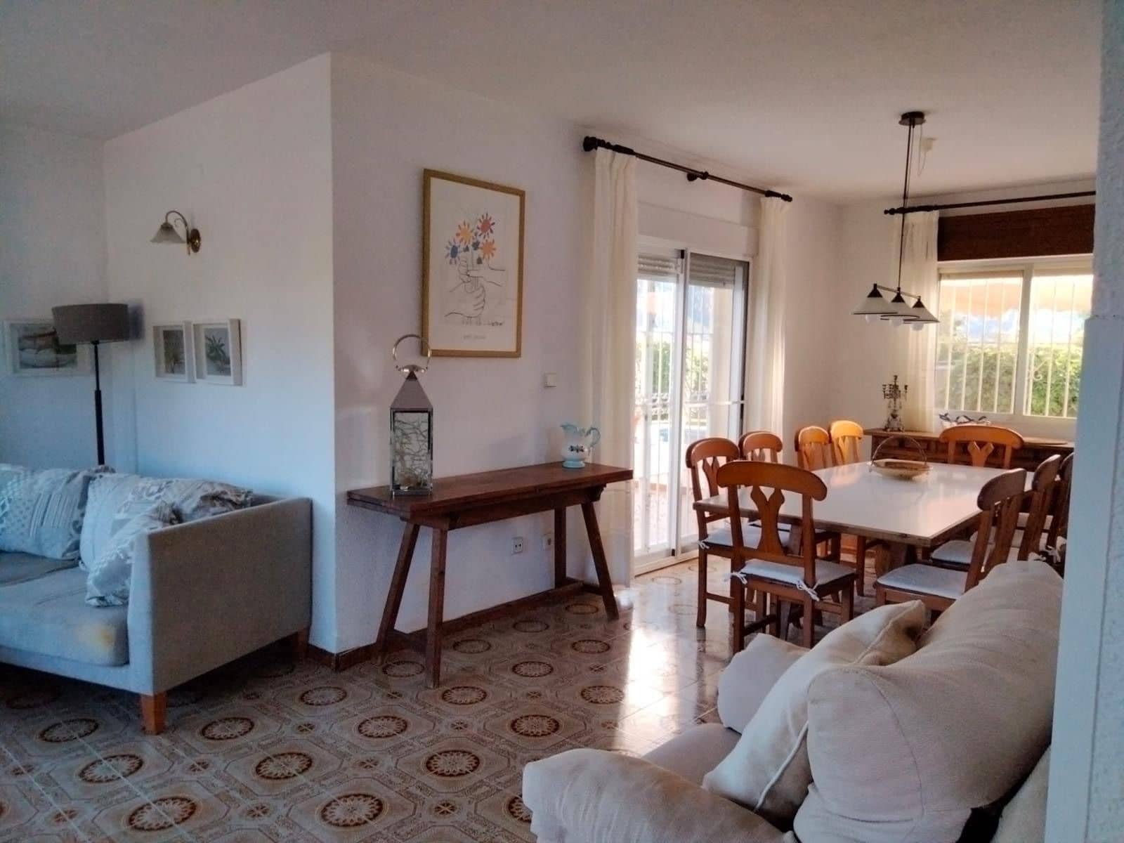 3 slaapkamer Villa te huur in Alfaz del Pi / L'Alfas del Pi met zwembad garage - € 2.850 (Ref: 9951061)
