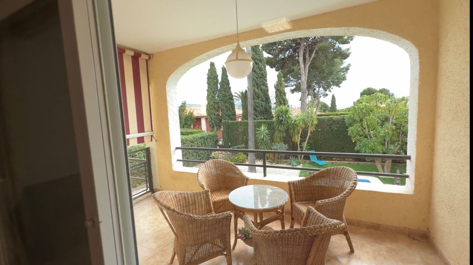 5 sypialnia Willa na sprzedaż w Benidorm z basenem garażem - 895 000 € (Ref: 9951063)