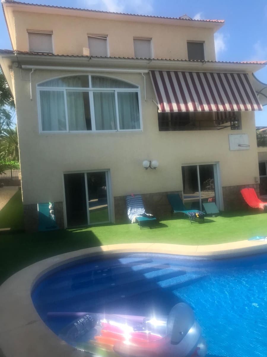 5 sypialnia Willa na sprzedaż w Benidorm z basenem garażem - 895 000 € (Ref: 9951063)