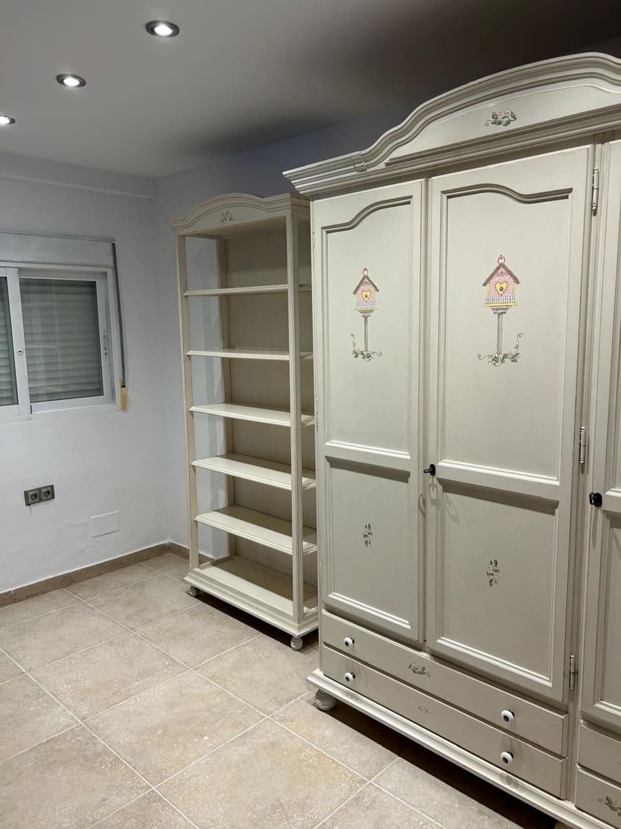 5 sypialnia Willa na sprzedaż w Benidorm z basenem garażem - 895 000 € (Ref: 9951063)