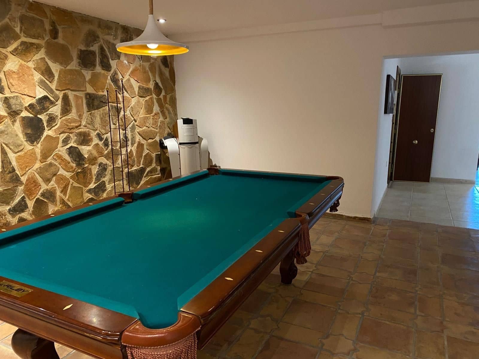 5 sypialnia Willa na sprzedaż w Benidorm z basenem garażem - 895 000 € (Ref: 9951063)