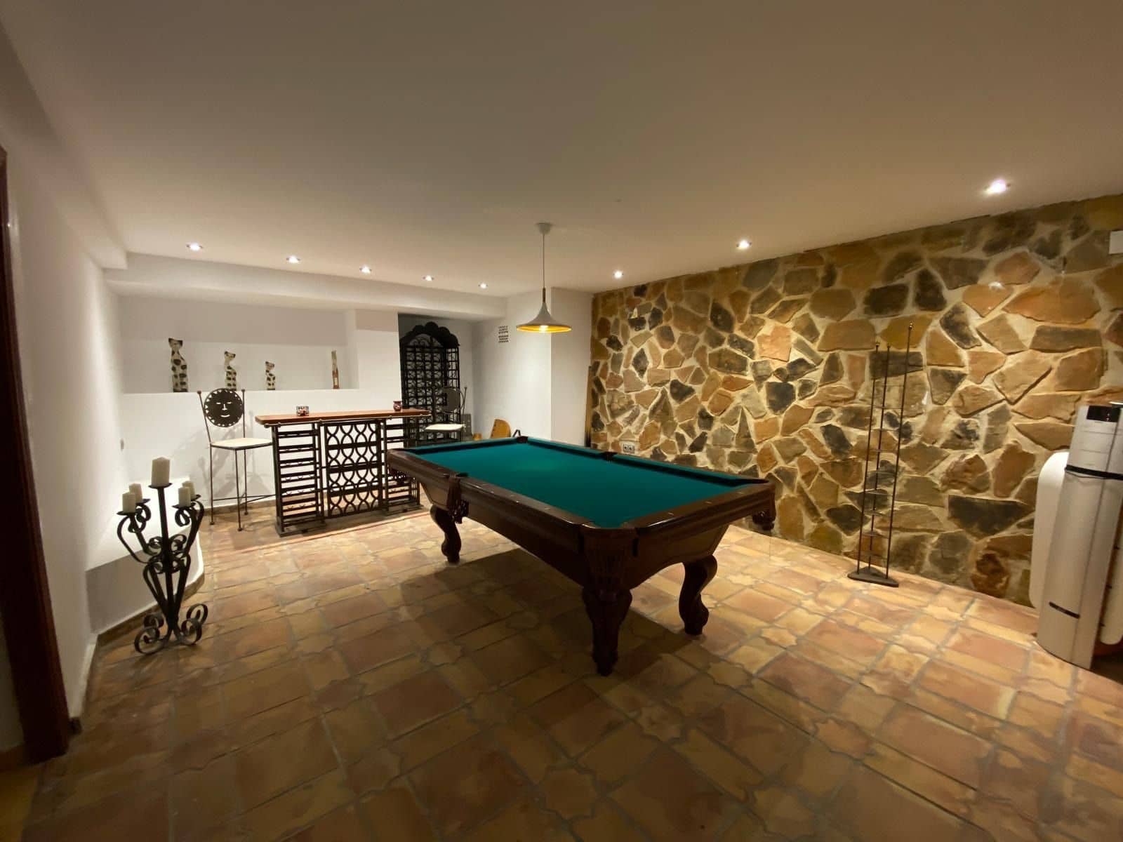 5 sypialnia Willa na sprzedaż w Benidorm z basenem garażem - 895 000 € (Ref: 9951063)