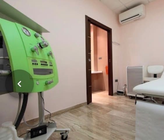 Komercyjne na sprzedaż w Alfaz del Pi / L'Alfàs del Pi - 1 950 000 € (Ref: 9956812)