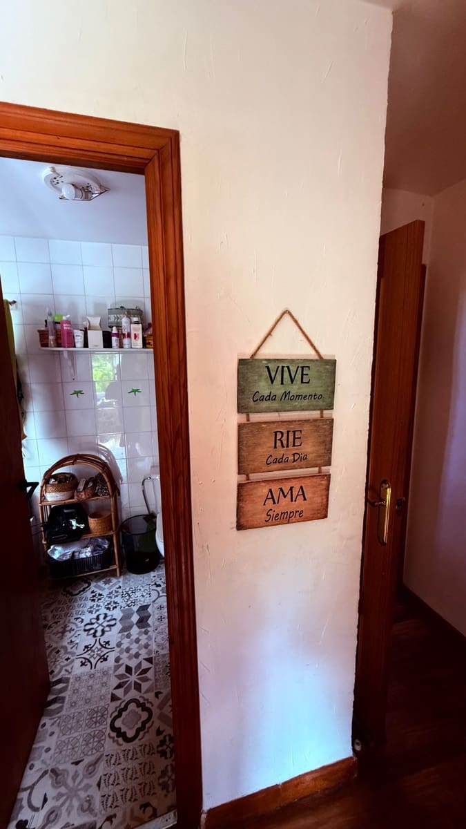 3 soverom Kjedet enebolig til salgs i Benidorm med svømmebasseng garasje - € 710 000 (Ref: 9981812)