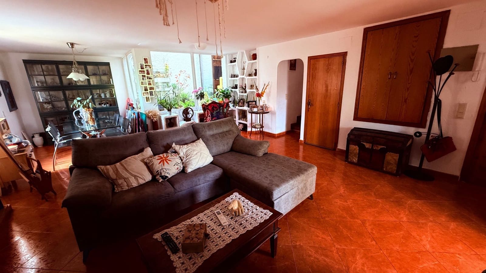 3 soverom Kjedet enebolig til salgs i Benidorm med svømmebasseng garasje - € 710 000 (Ref: 9981812)