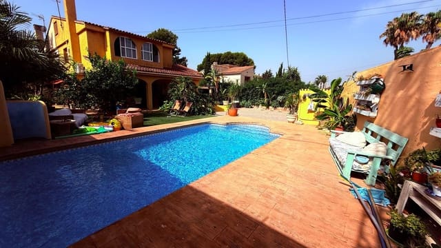 3 soverom Kjedet enebolig til salgs i Rincón Bajo, Benidorm med svømmebasseng garasje - € 710 000 (Ref: 9981812)