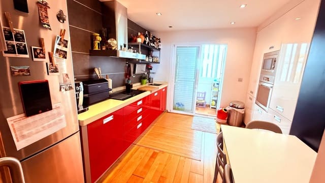 2 slaapkamer Flat te koop in Finestrat met zwembad garage - € 279.900 (Ref: 9999536)