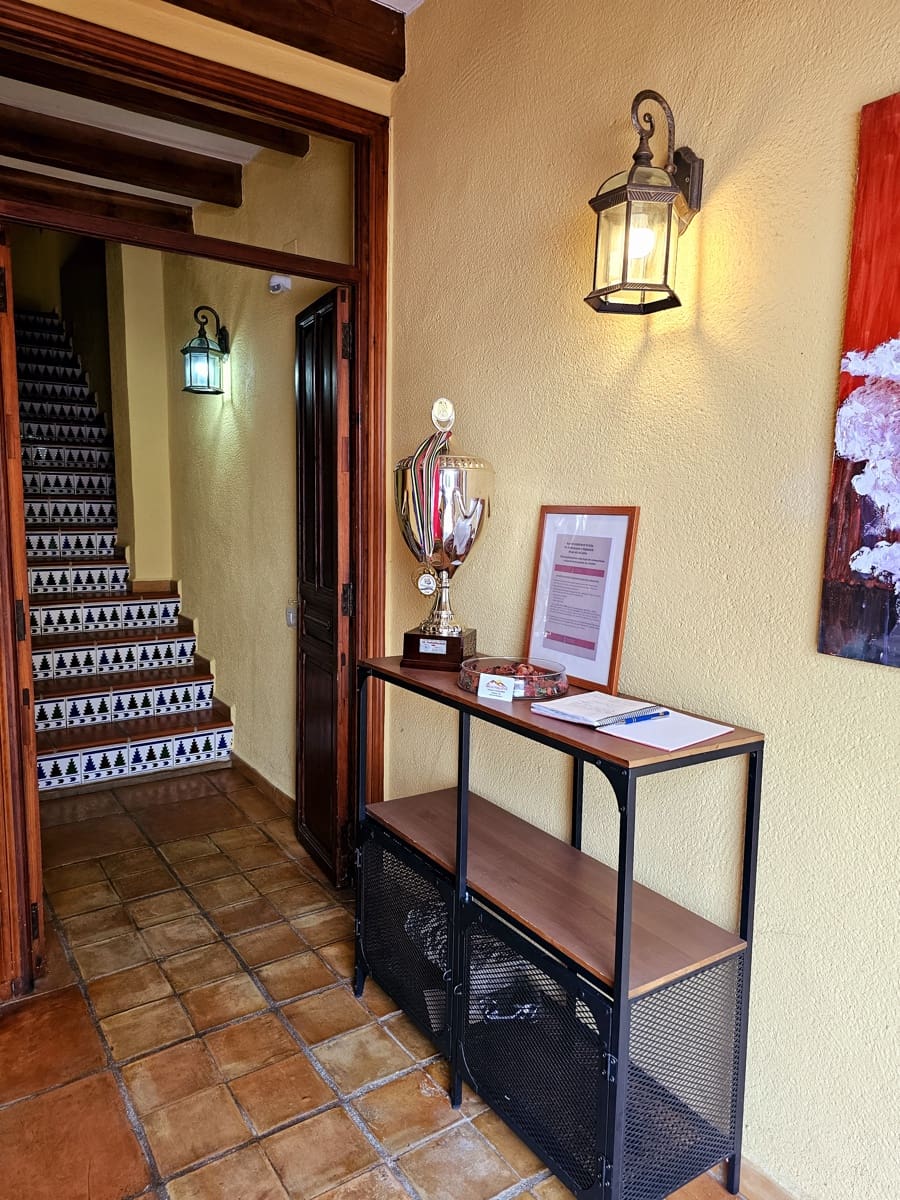 6 sovrum Gästhus/B & B till salu i Sagra - 625 000 € (Ref: 9830347)