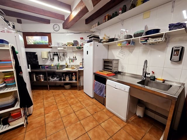 6 sovrum Gästhus/B & B till salu i Sagra - 625 000 € (Ref: 9830347)