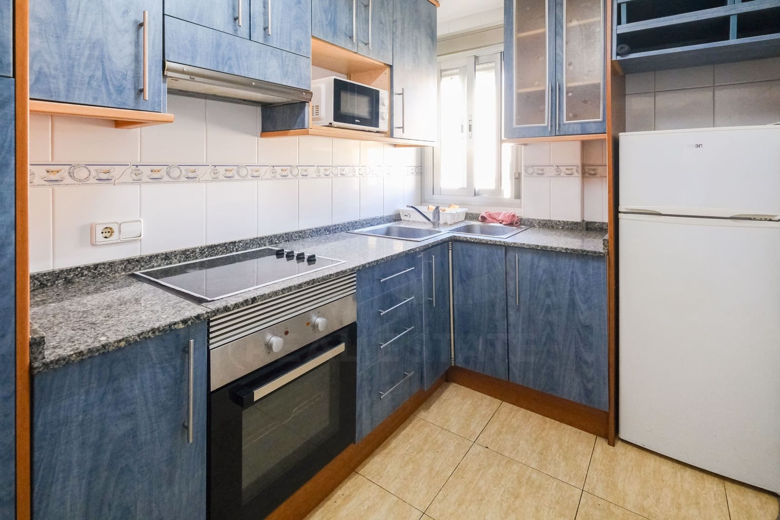 2 bedroom Apartment for sale in Palma de Mallorca - € 390,000 (Ref: 10001347)