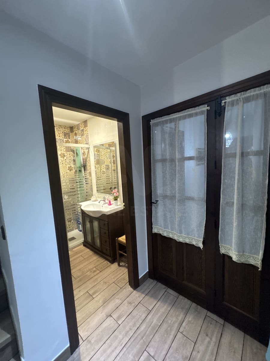 4 Zimmer Reihenhaus zu verkaufen in Sevilla Stadt - 374.990 € (Ref: 10001349)
