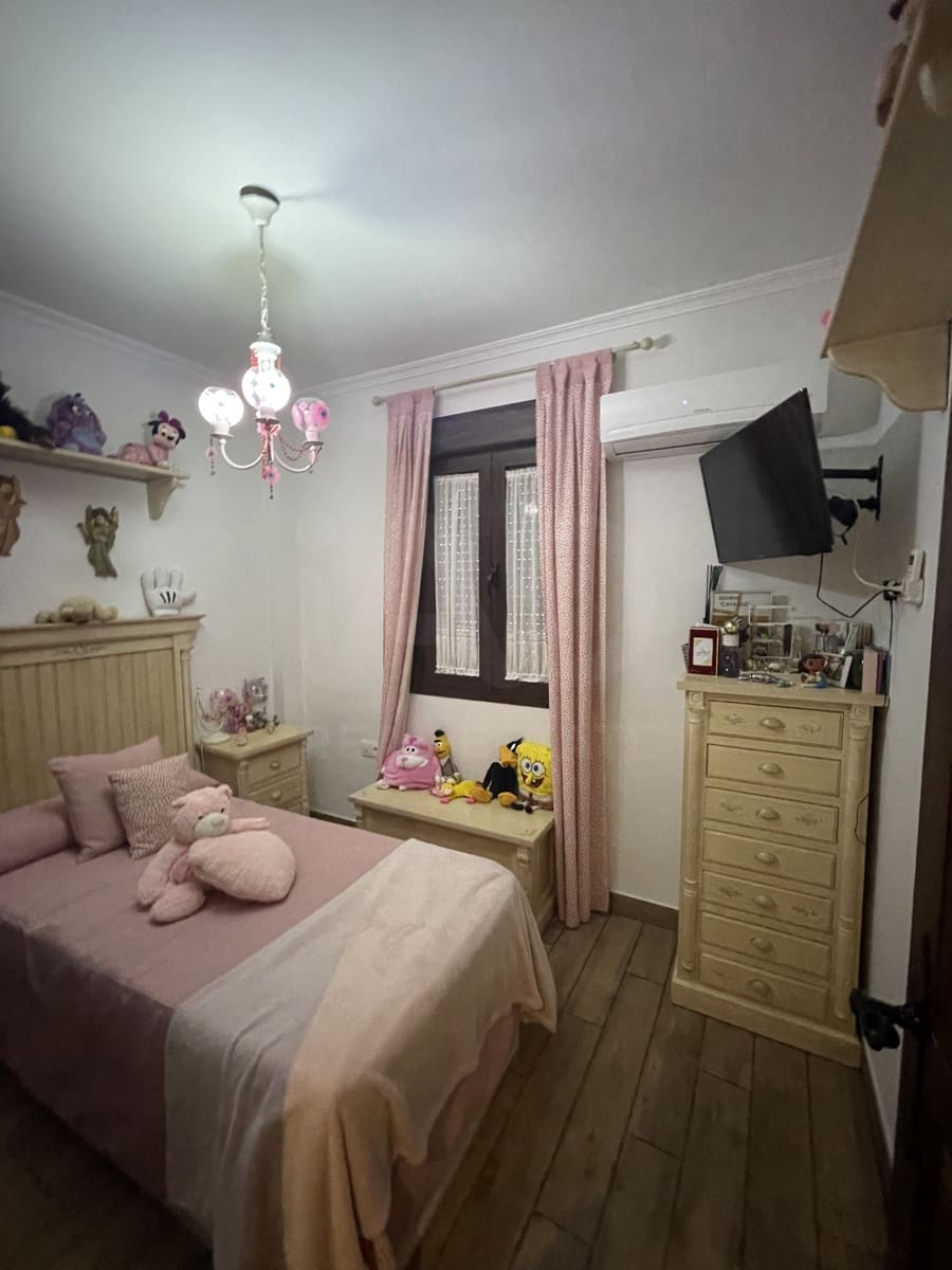 4 Zimmer Reihenhaus zu verkaufen in Sevilla Stadt - 374.990 € (Ref: 10001349)