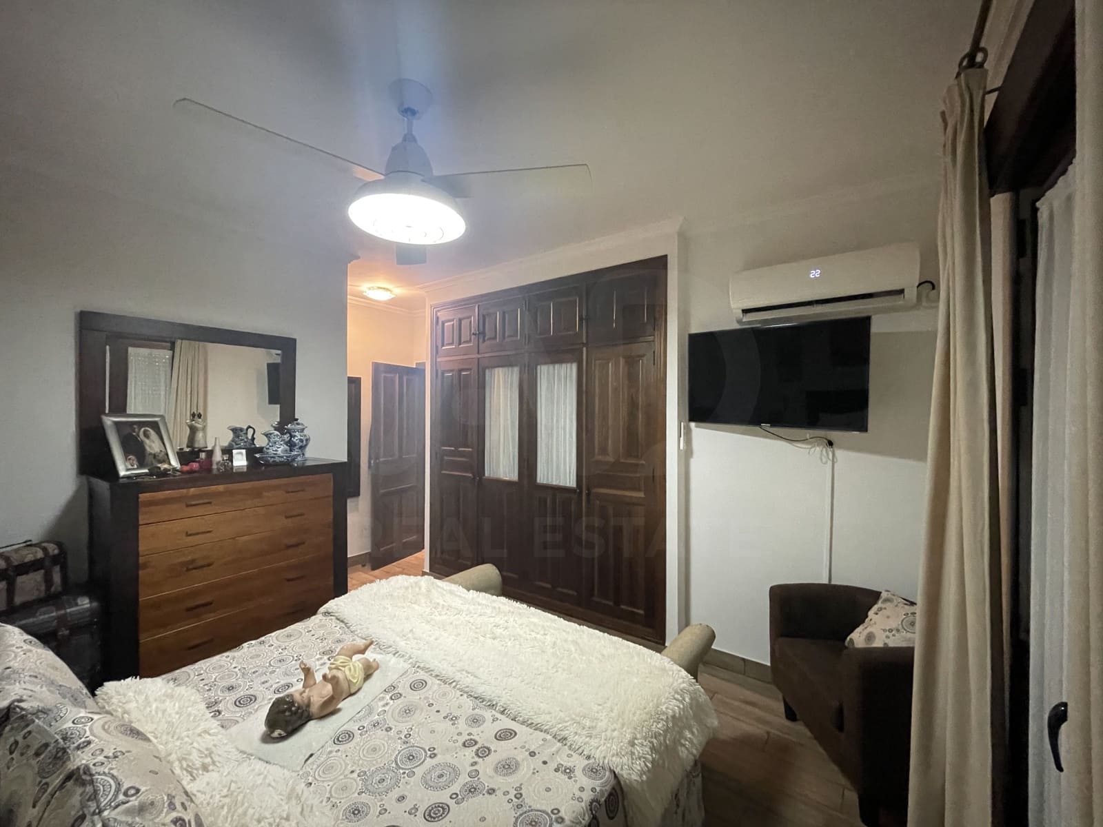 4 Zimmer Reihenhaus zu verkaufen in Sevilla Stadt - 374.990 € (Ref: 10001349)