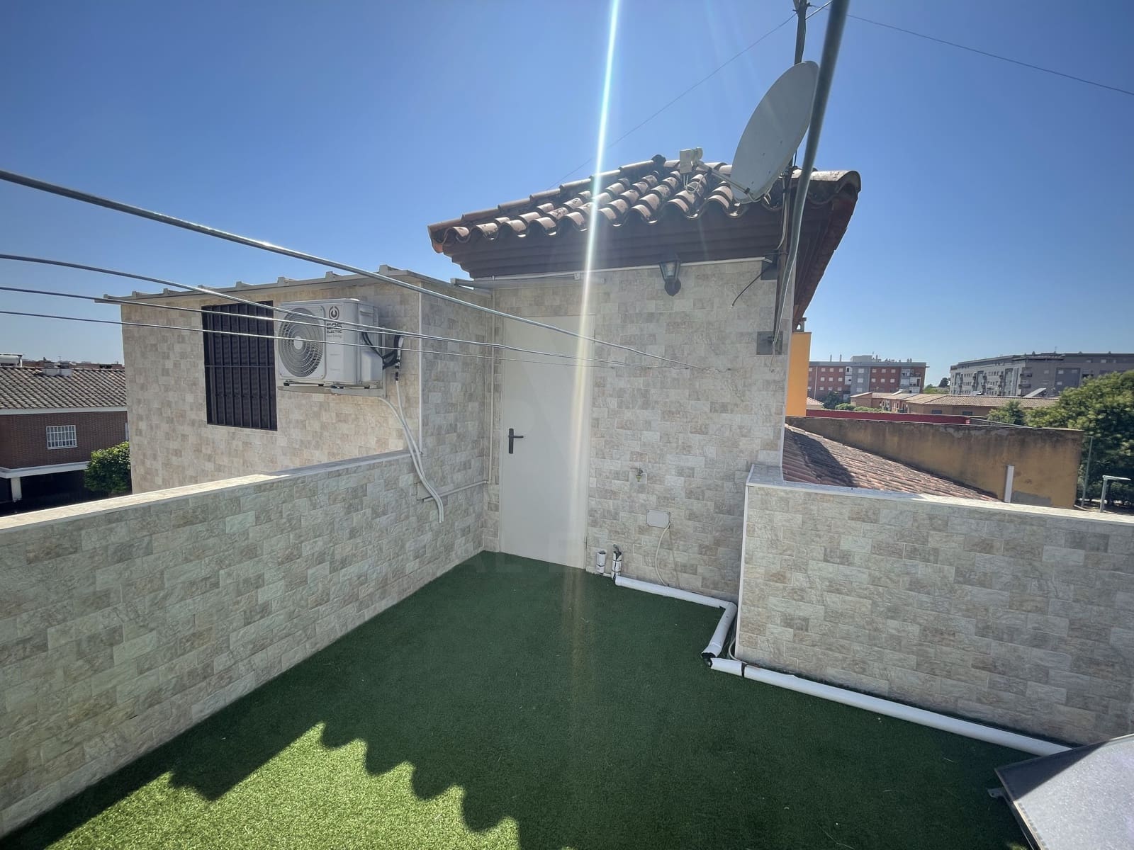 4 Zimmer Reihenhaus zu verkaufen in Sevilla Stadt - 374.990 € (Ref: 10001349)