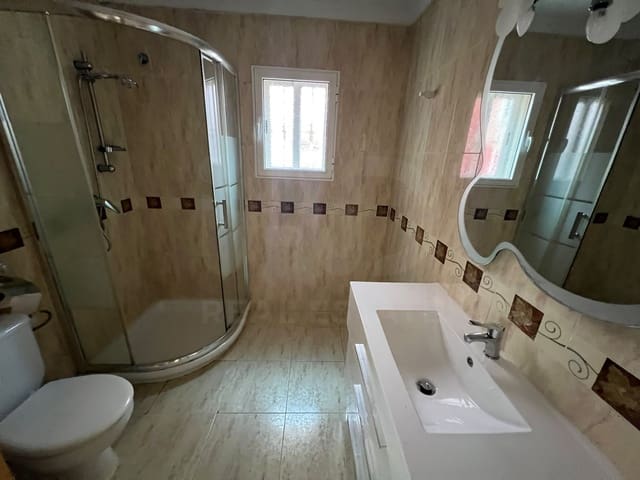 3 soveværelse Villa til salg i Aguas Nuevas, Torrevieja med swimmingpool - € 429.500 (Ref: 10001350)