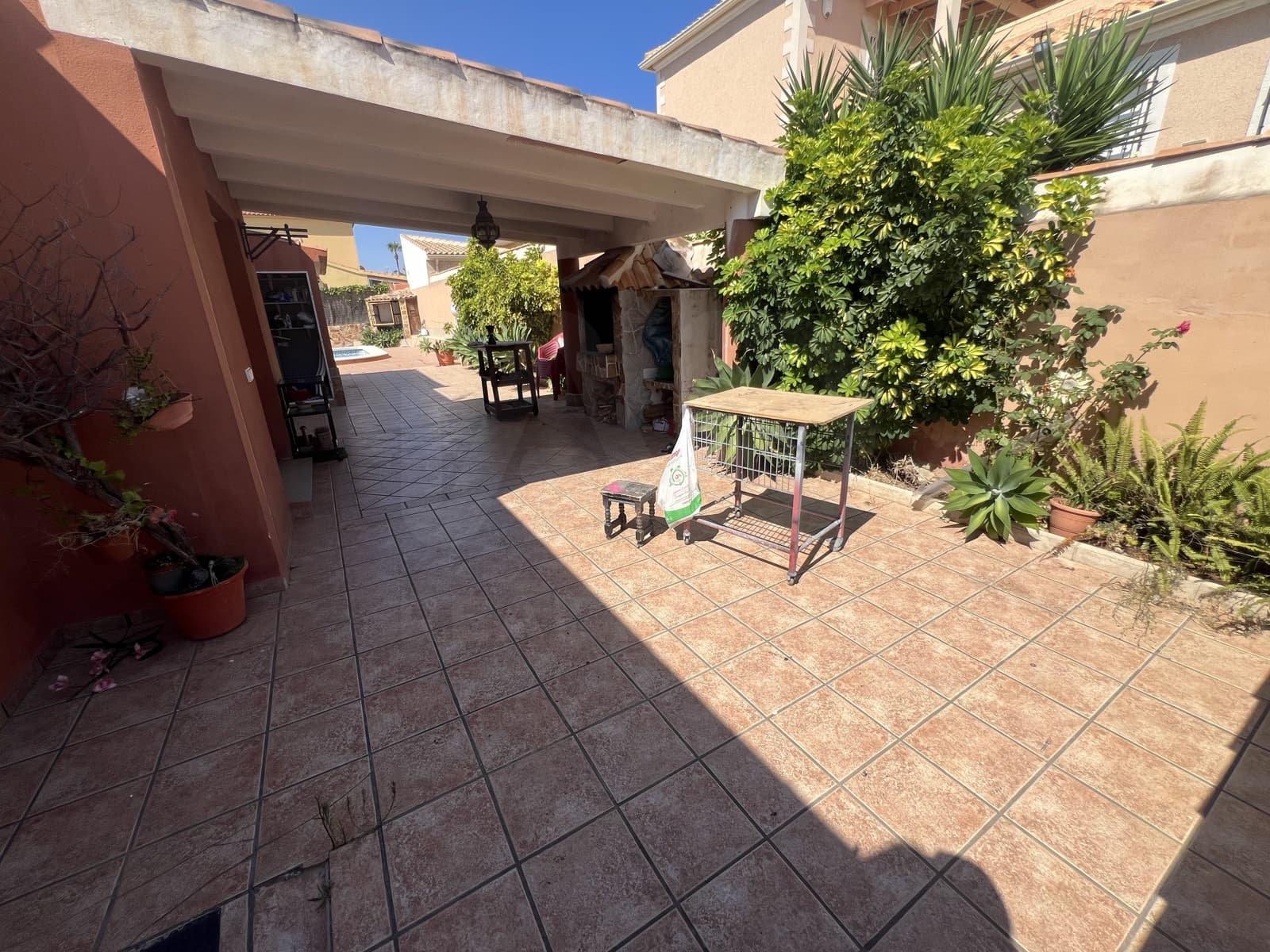3 soveværelse Villa til salg i Torrevieja med swimmingpool - € 429.500 (Ref: 10001350)