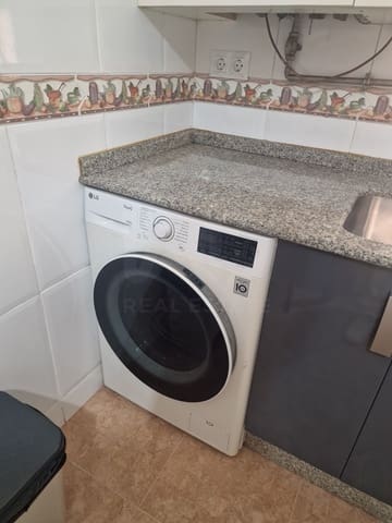3 quarto Apartamento para arrendar em Leão cidade - 750 € (Ref: 10001356)