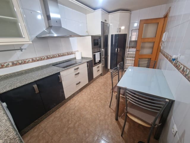 3 quarto Apartamento para arrendar em Leão cidade - 750 € (Ref: 10001356)