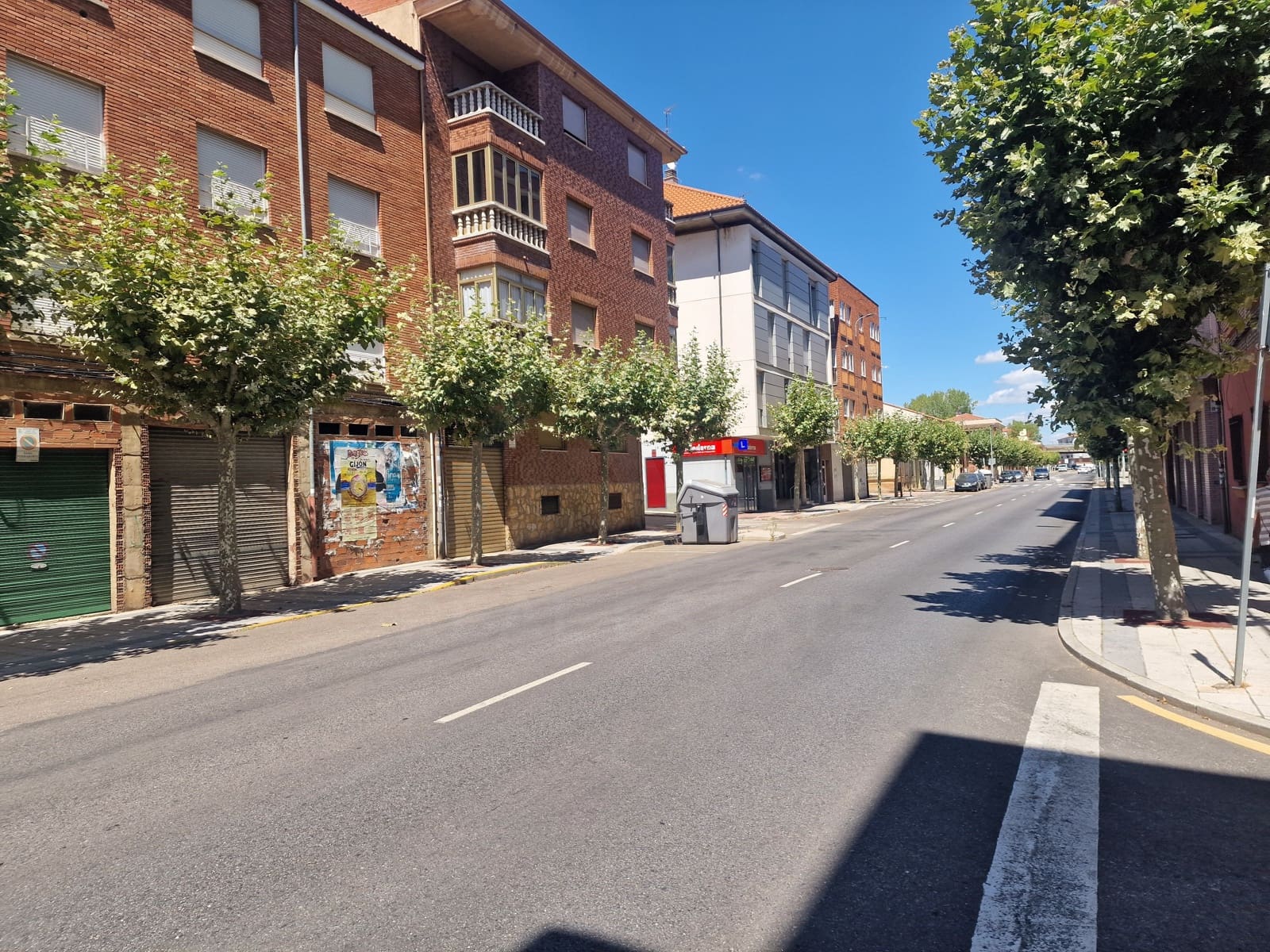 3 slaapkamer Appartement te huur in Leon stad - € 750 (Ref: 10001356)
