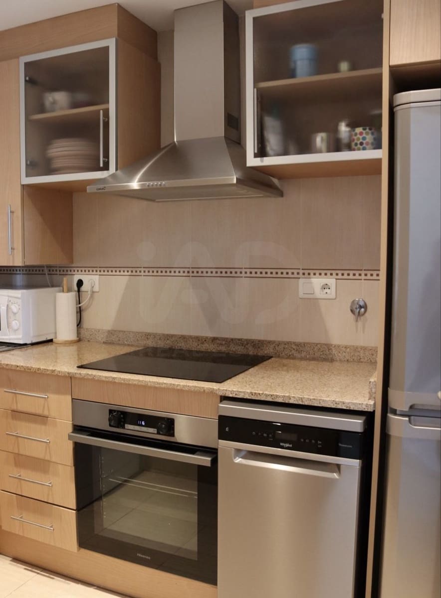 Apartamento de 2 habitaciones en Oropesa  en venta con piscina garaje - 137.000 € (Ref: 10002520)