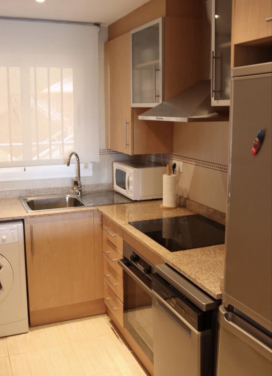 Apartamento de 2 habitaciones en Oropesa  en venta con piscina garaje - 137.000 € (Ref: 10002520)