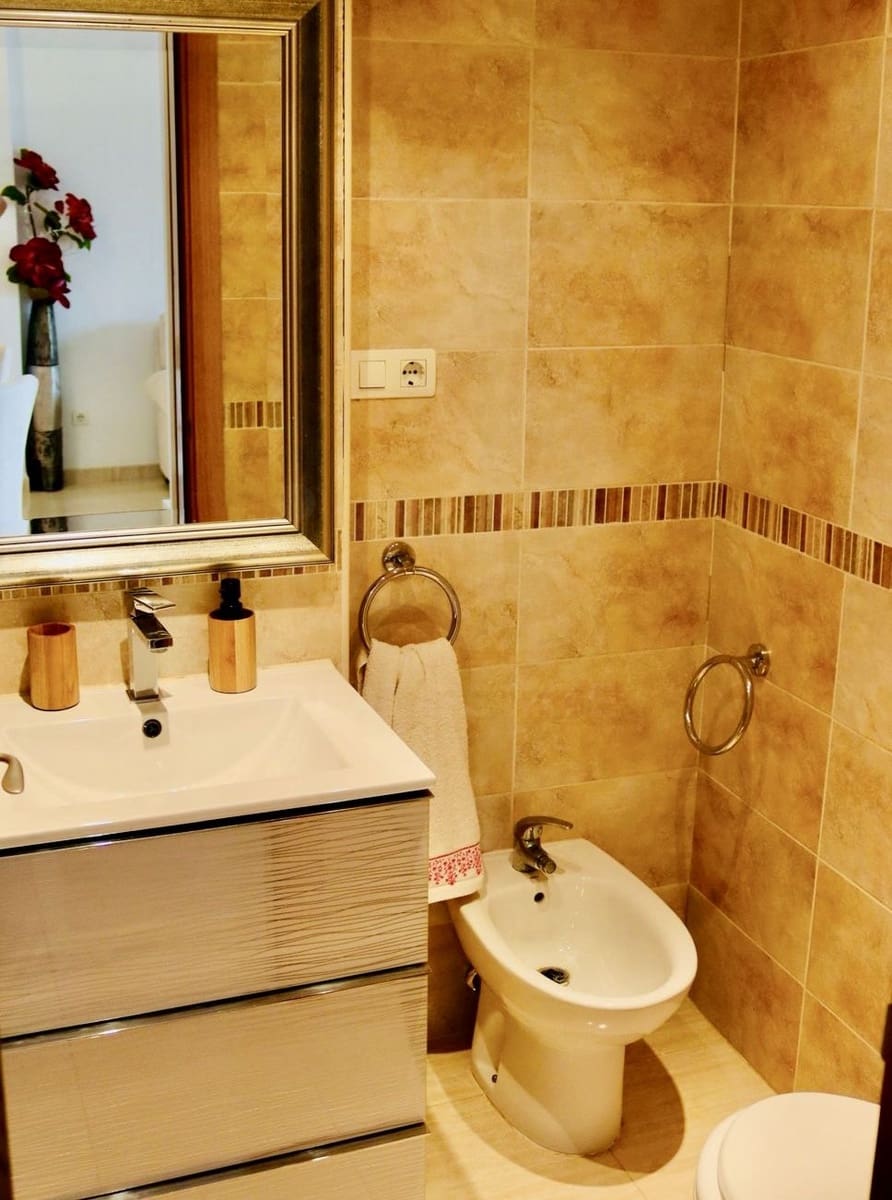 Apartamento de 2 habitaciones en Oropesa  en venta con piscina garaje - 137.000 € (Ref: 10002520)