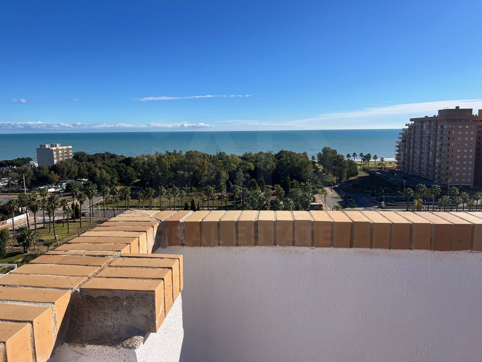 Apartamento de 2 habitaciones en Oropesa  en venta con piscina garaje - 137.000 € (Ref: 10002520)