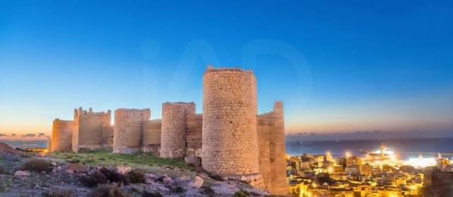 4 quarto Apartamento para venda em Nueva Andalucía, Almeria cidade - 228 000 € (Ref: 10002521)