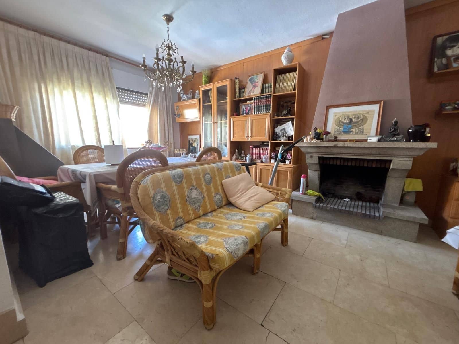 Terraced Villa for sale in El Tiemblo - € 141,050 (Ref: 10002523)