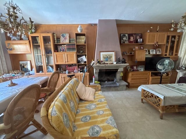 Radhus till salu i El Tiemblo - 141 050 € (Ref: 10002523)