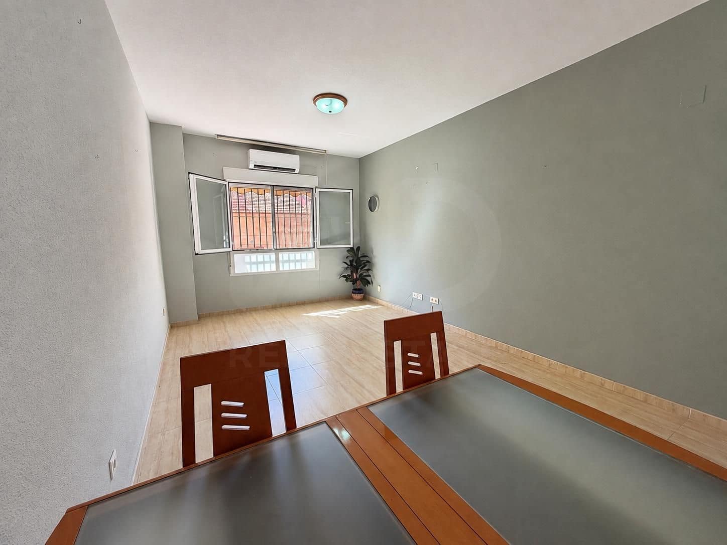 3 soveværelse Lejlighed til salg i Alicante by med garage - € 225.000 (Ref: 10002525)