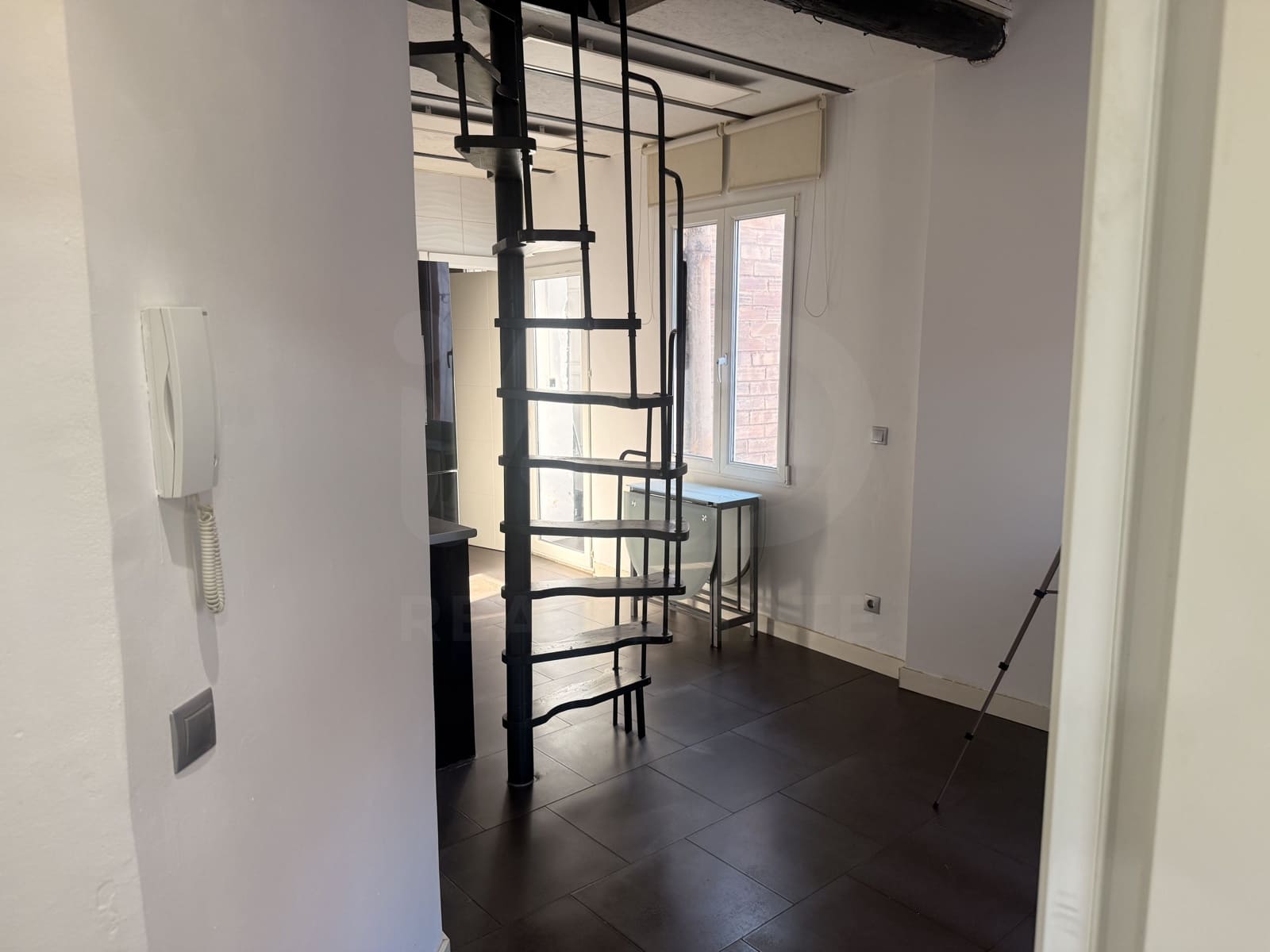 1 bedroom Apartment for sale in Zaragoza city - € 110,000 (Ref: 10002529)