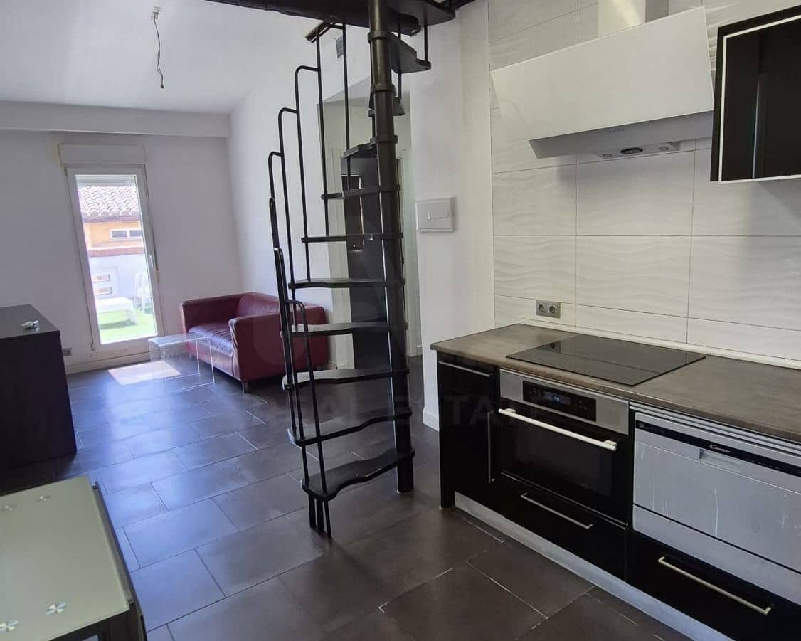1 slaapkamer Appartement te koop in Zaragoza stad - € 105.000 (Ref: 10002529)